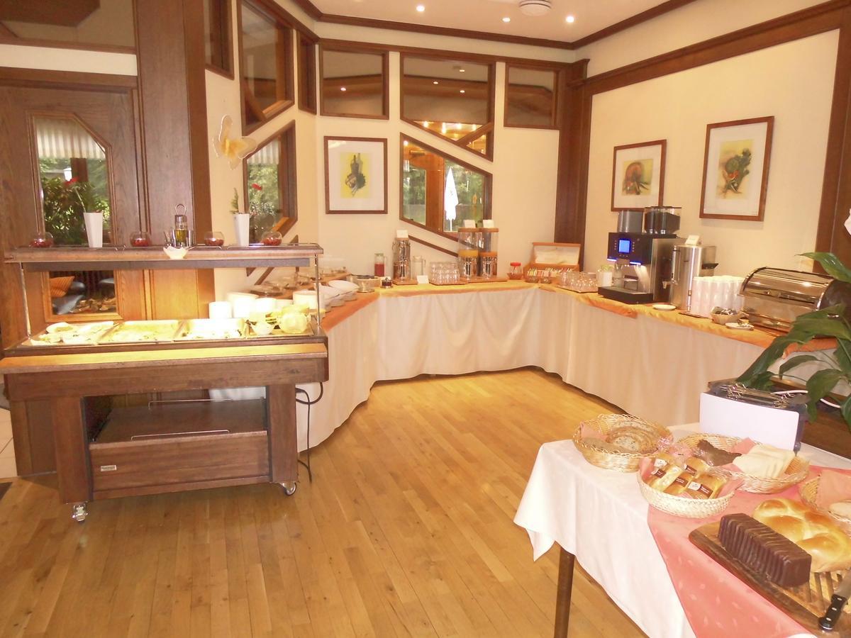 Hotel Schoos Fleringen エクステリア 写真