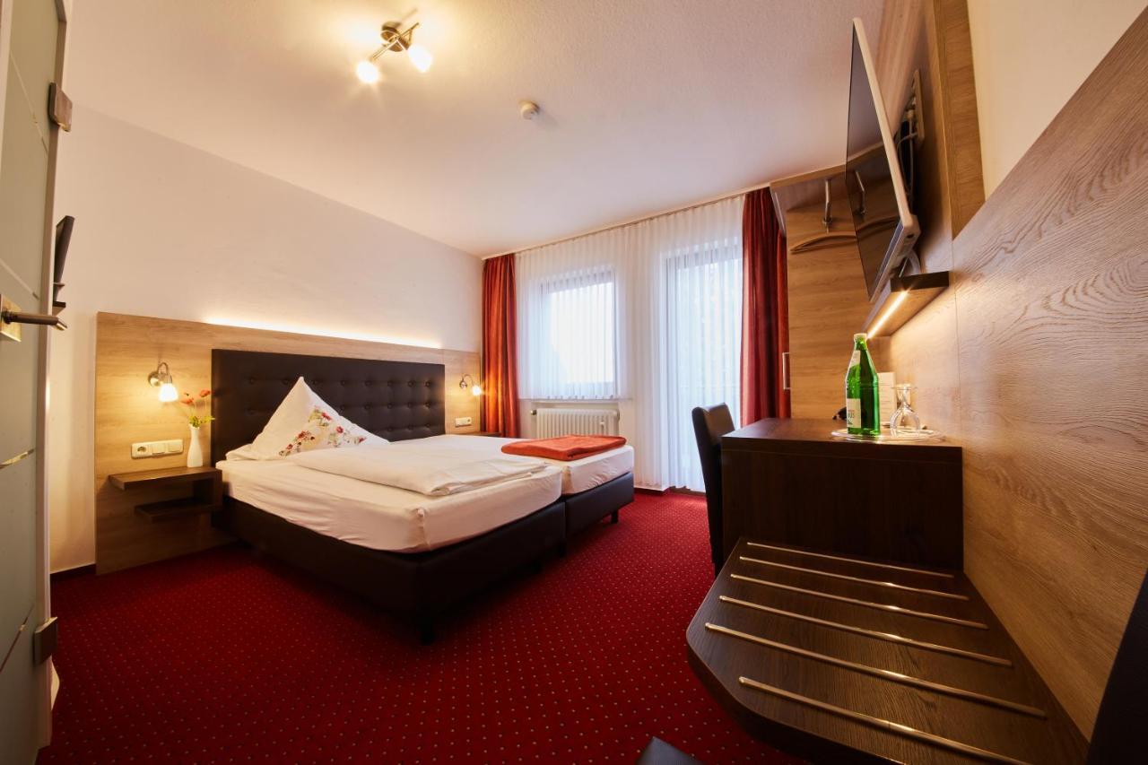 Hotel Schoos Fleringen エクステリア 写真