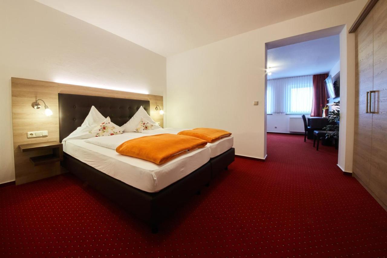 Hotel Schoos Fleringen エクステリア 写真